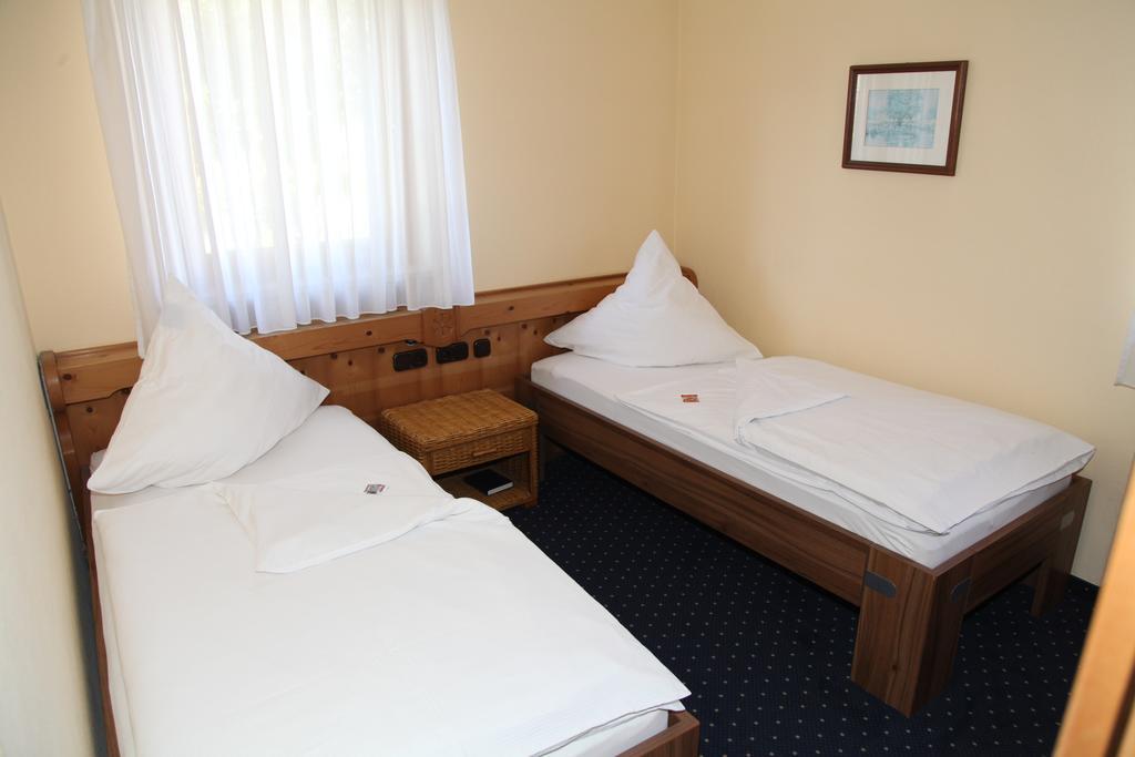 Brucker Gaestehaus Fuerstenfeldbruck Quarto foto