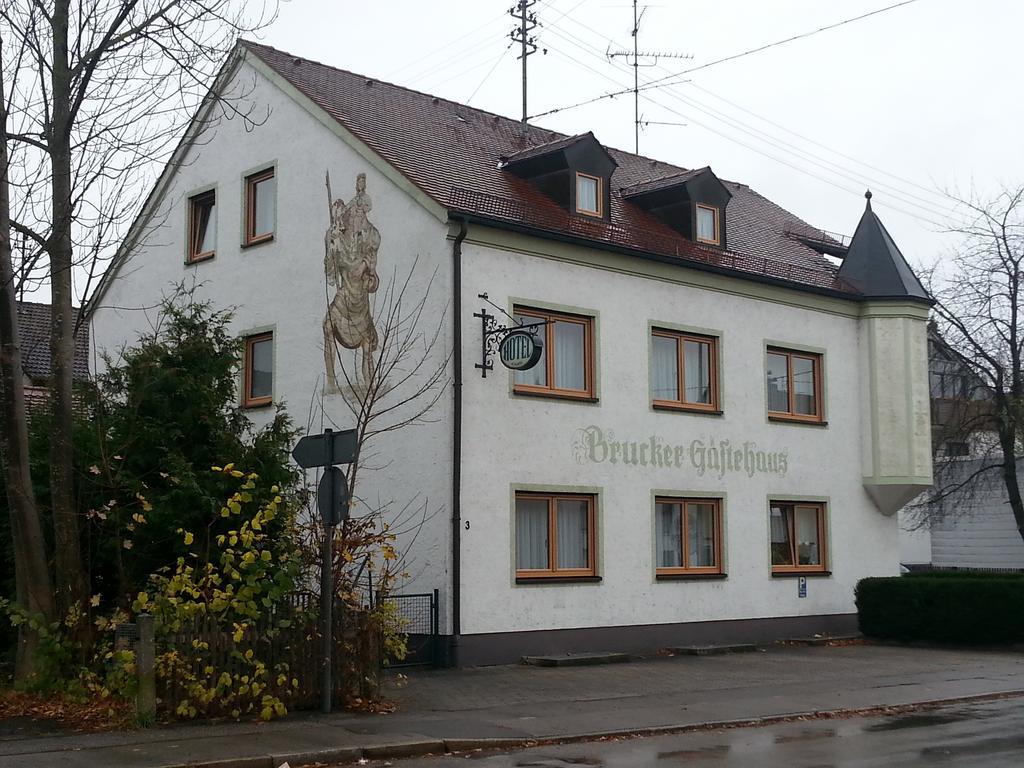 Brucker Gaestehaus Fuerstenfeldbruck Exterior foto